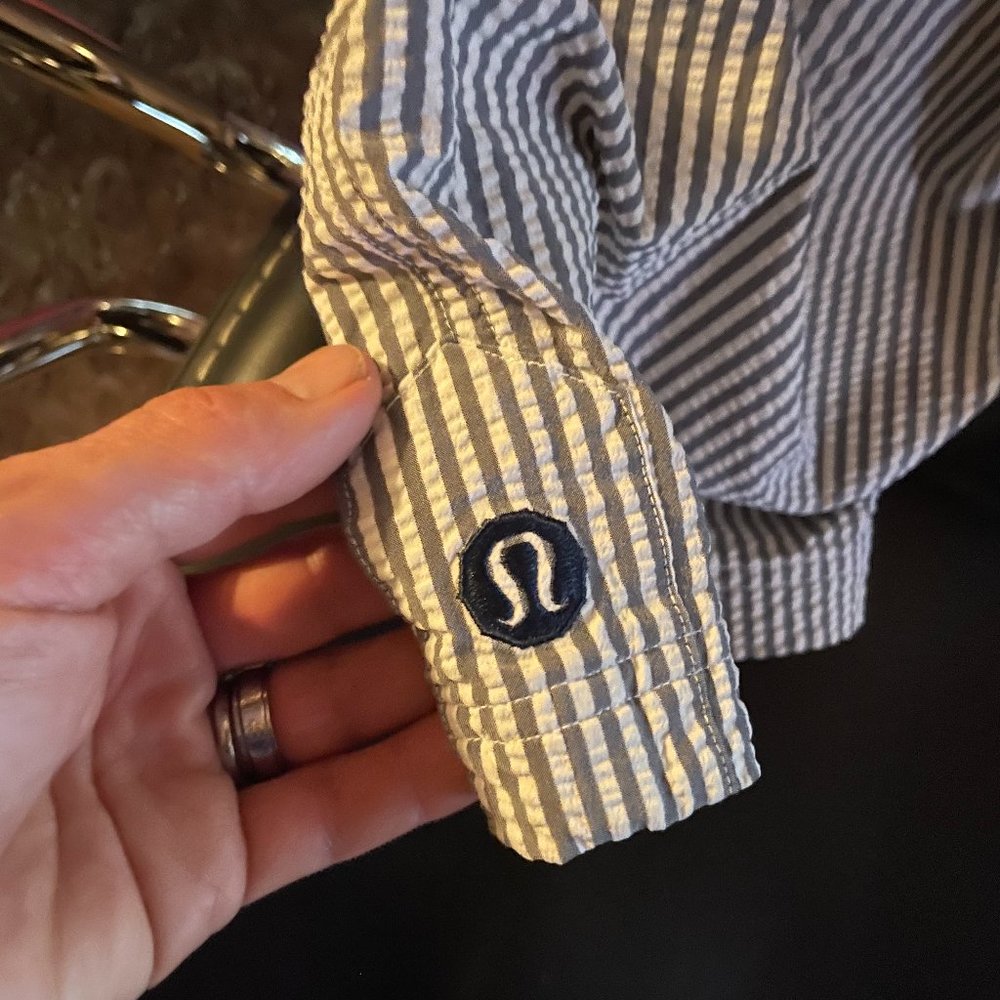 Lululemon Shorts (32)